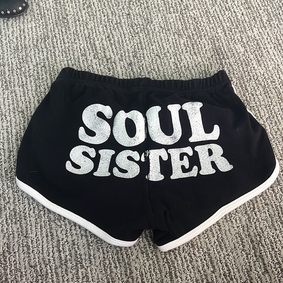 Train Soul Sister Shorts - Picture 2 of 3